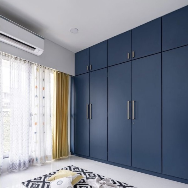 Navy blue door for Billy/Pax